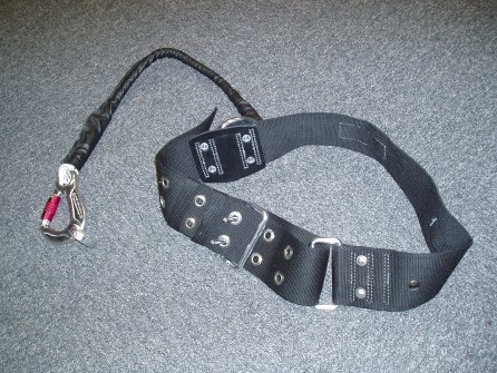 Leather pouch for fire axe