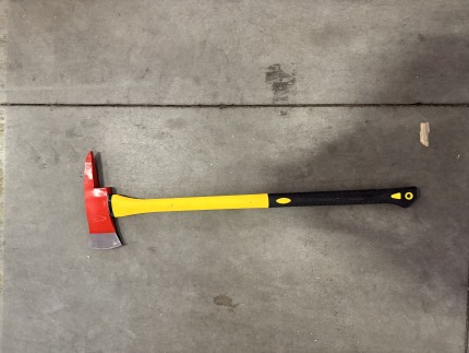 Heavy duty Fire rescue axe large 900mm