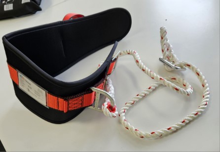 Lifebelt with 1.5mtr line and hook