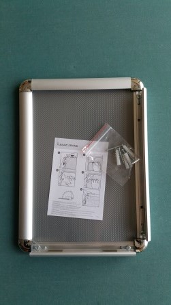 Poster frame with round corners - B2 (50x70 cm)