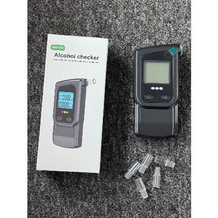 Alcohol breathanalyser