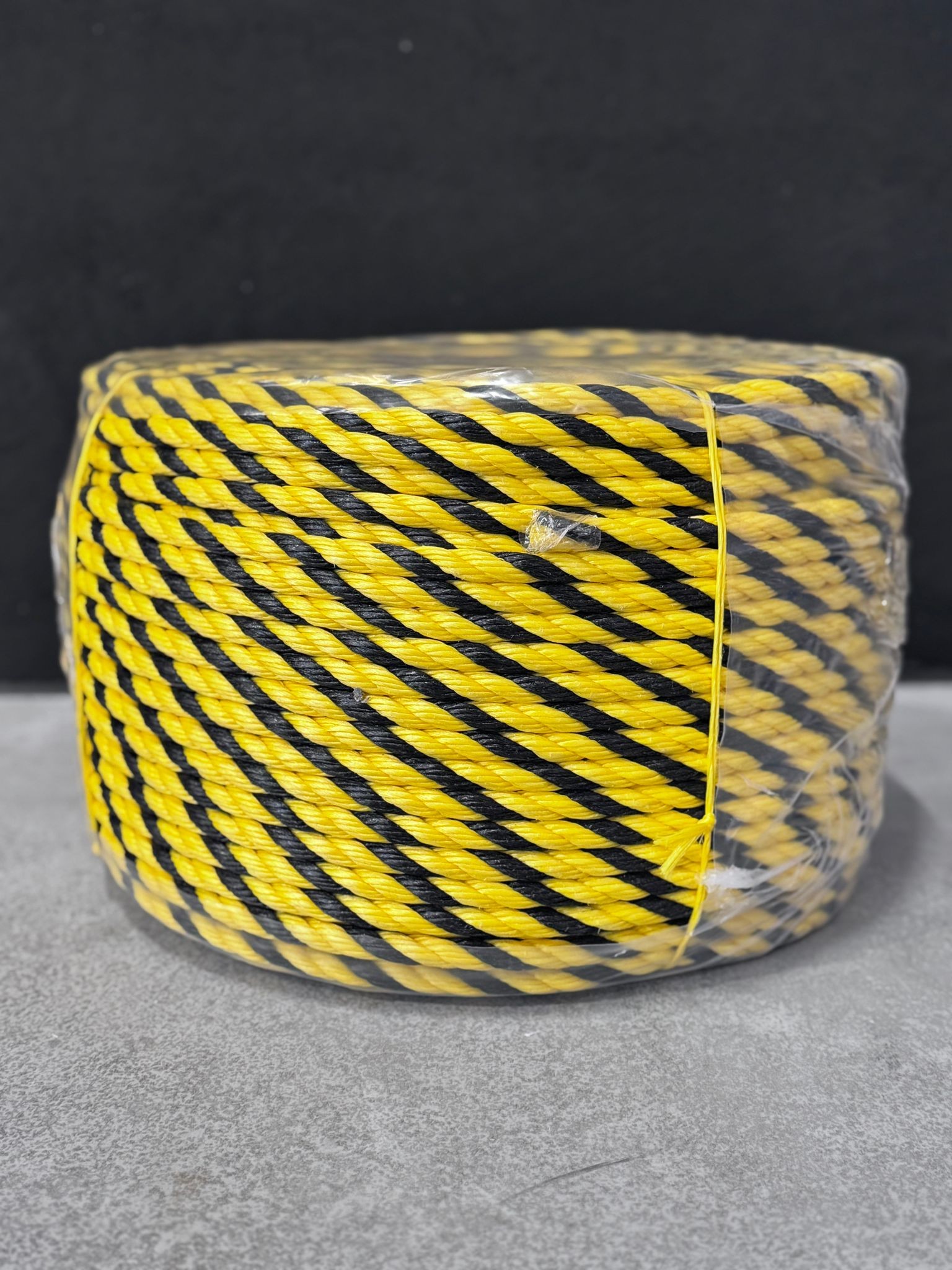 Tiger Rope (3 strand) Black/Yellow - 20mm x 200m | Products | Traconed
