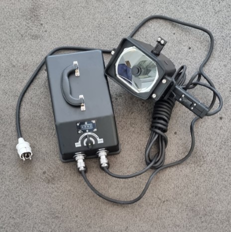 ALDIS signalling lamp - complete set in case MED approved