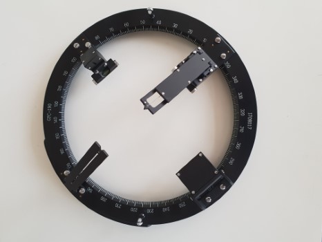Azimuth circle ID 247mm in wooden box