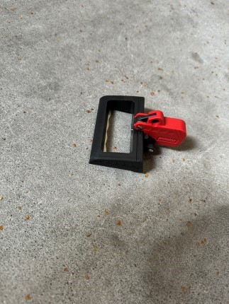 TTT Do not operate tag