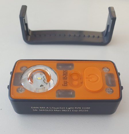 Light AquaSpec AQ40L for lifejacket